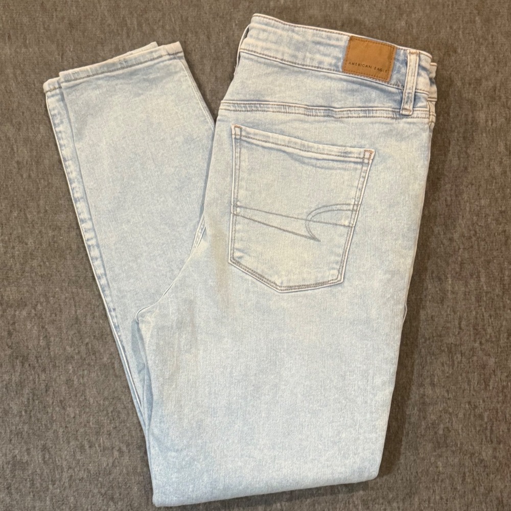 American Eagle Hi-Rise Jegging Light Wash Blue Denim Jeans Size 16 Regular